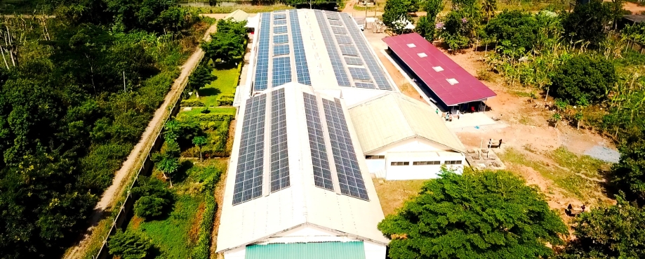 Maagrace solar panel and wellbeing center. Photo credit: Ethical Apparel Africa.