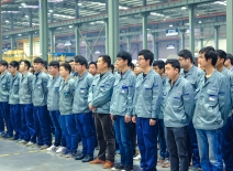 Factory workers, Zhejiang, China  ©ILO