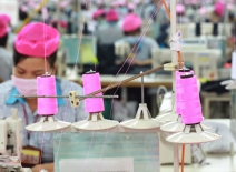 Vietnam garment factory ©ILO